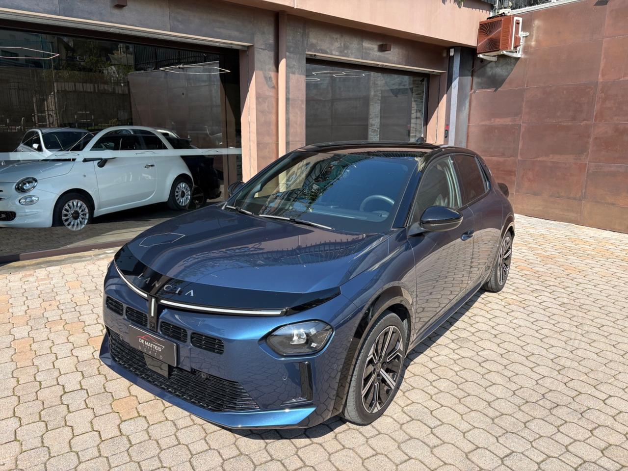 Lancia Ypsilon Hybrid e-DCT LX