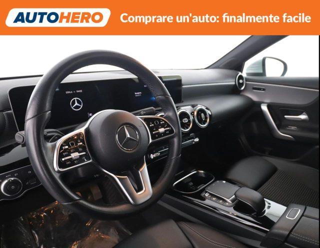 MERCEDES-BENZ A 180 Automatic Sport