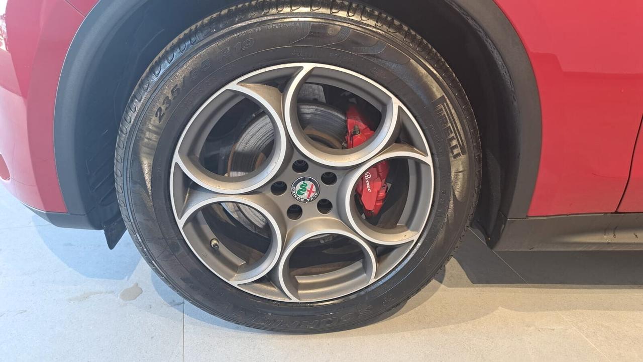 Alfa Romeo Stelvio MY21 2.2 JTD 160Cv RWD AT8 Rosso Edizione