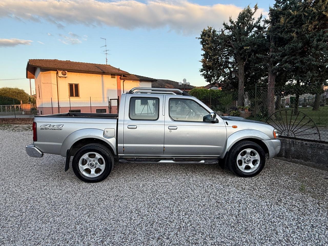 Nissan Pick Up Pick-up 2.5 TD 4 porte Double Cab Navara