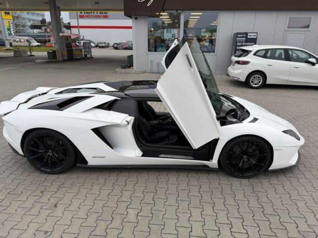 LAMBORGHINI Aventador S 6.5 Roadster