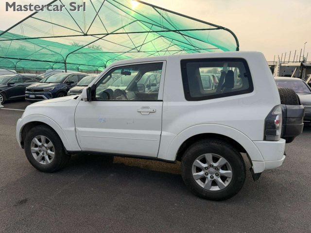 MITSUBISHI Pajero Pajero IV 2007 3.2 cr Instyle 3p auto - FD013NH