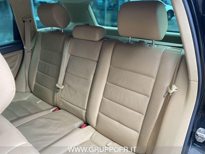 Volkswagen Touareg 2.5 R5 TDI DPF tiptronic