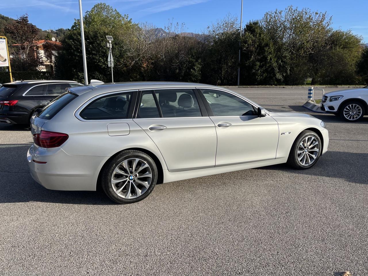 BMW 530 D TOURING AUT XDRIVE