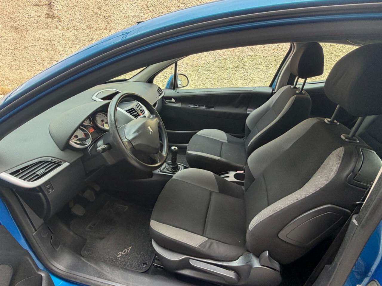 PEUGEOT 207 1.4 BENZINA 69CV EURO4 NEOPATENTATI
