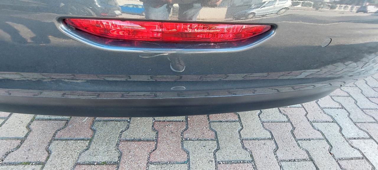 PEUGEOT 208 1,2 GPL DI SERIE 82 CV TELEFONO CRUISE CONTROL LEGA SENSORI OK CERTIFICATA