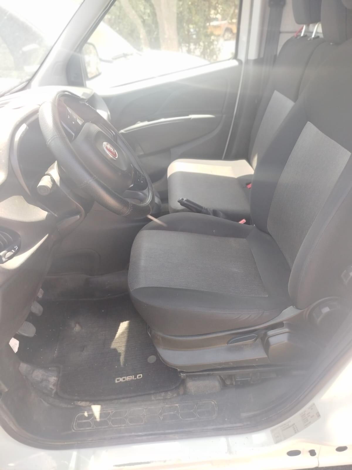 Fiat Doblo Doblò 1.6 MJT 105CV 3POSTI Cargo Maxi Lounge