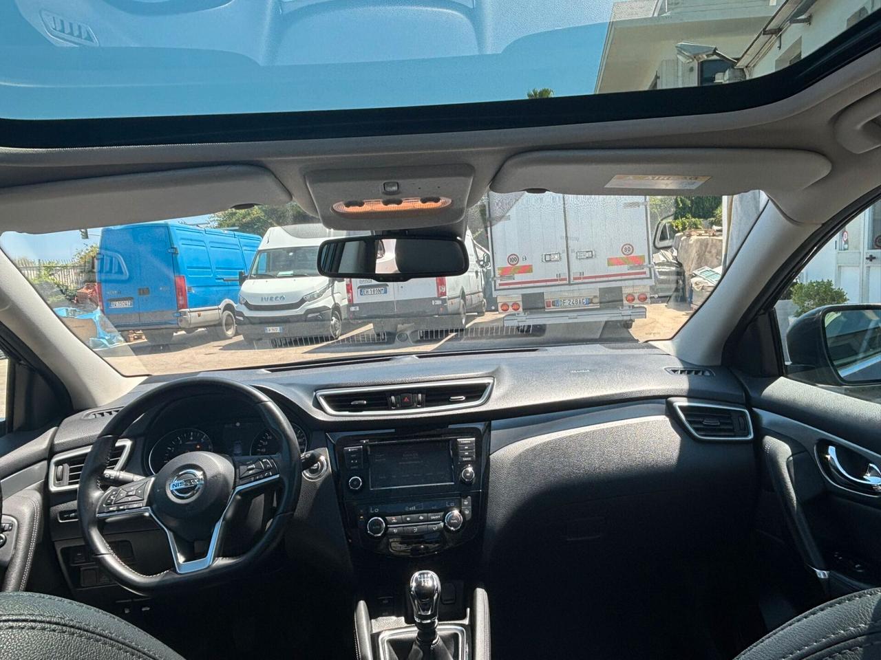 Nissan Qashqai 1.3 DIG-T 140 CV Tekna