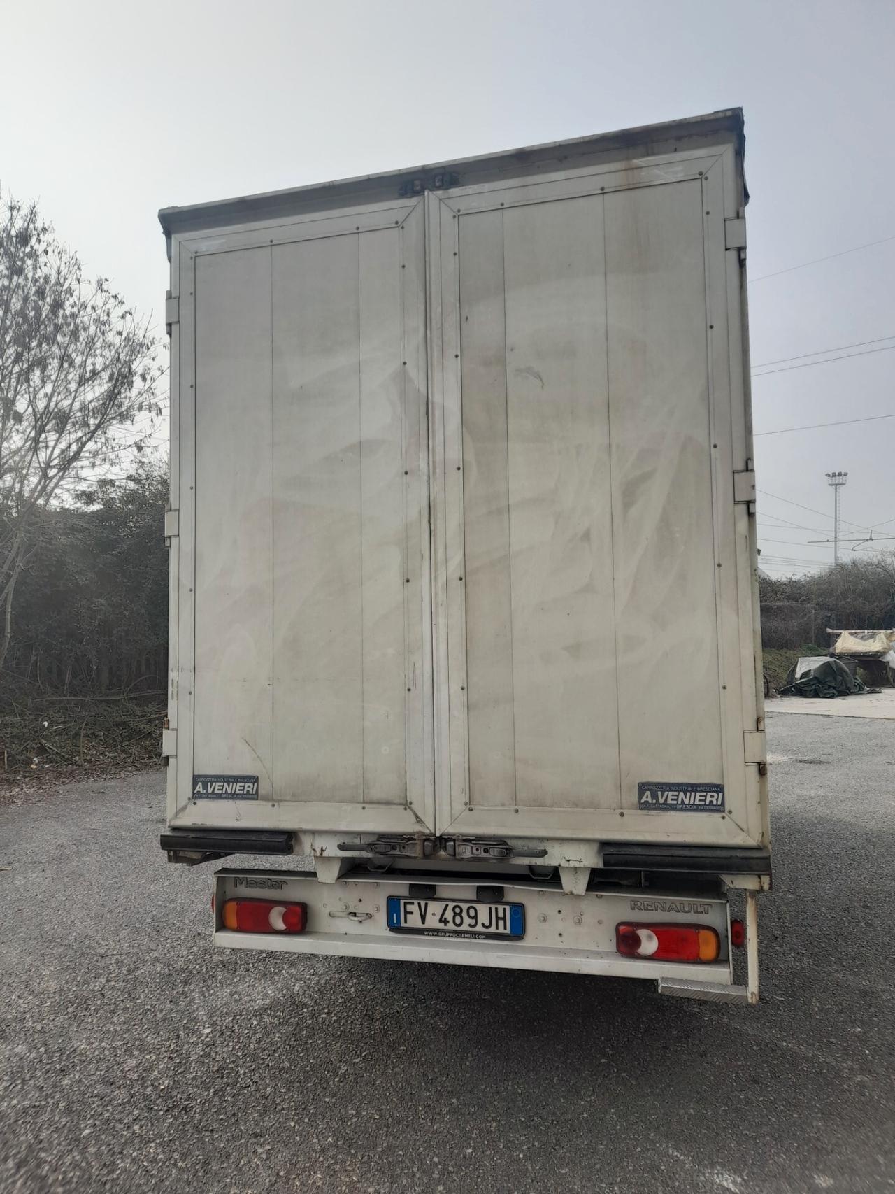 Renault master cabinato