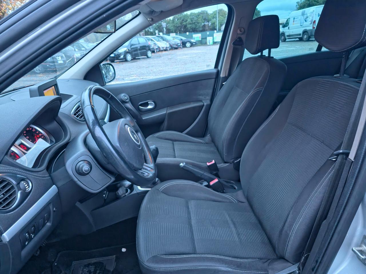 Renault Clio 1.2 16V 5 porte Luxe 2010-E4 Manuale NEO