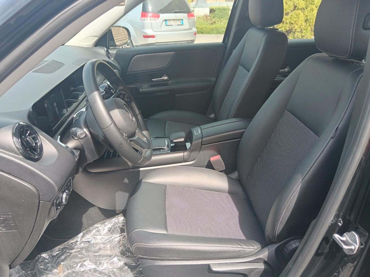Mercedes-benz GLB 180 d Automatic Business
