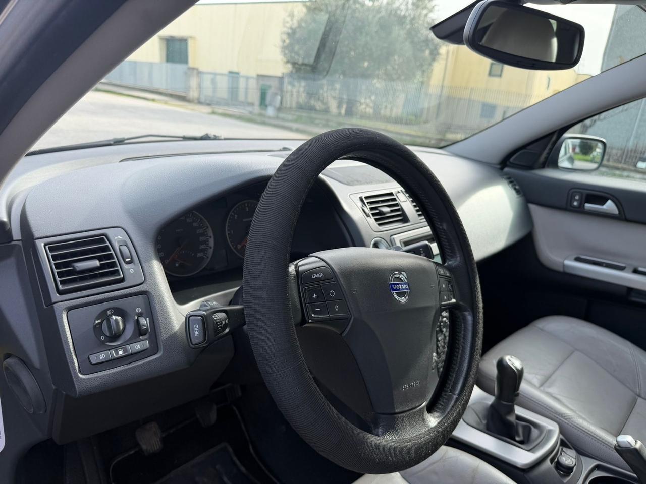 Volvo S40 2.0 D cat Summum