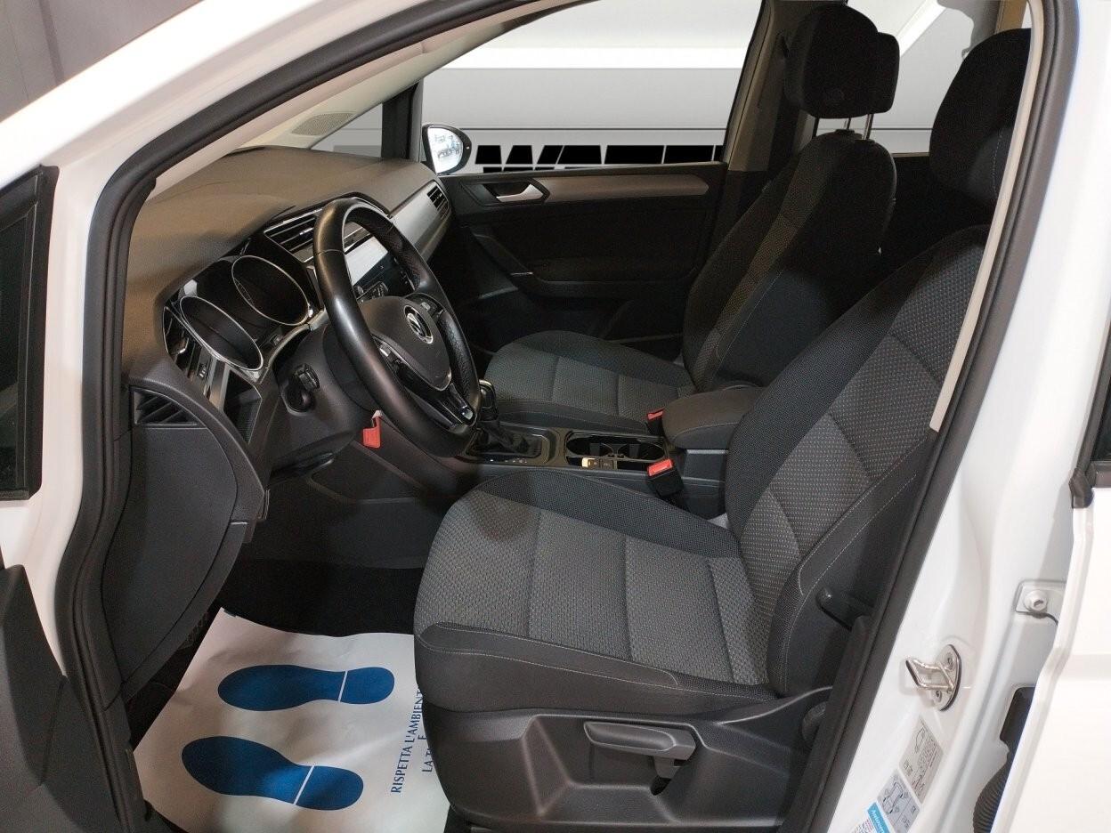 Volkswagen Touran 2.0 tdi Executive dsg - 7 POSTI