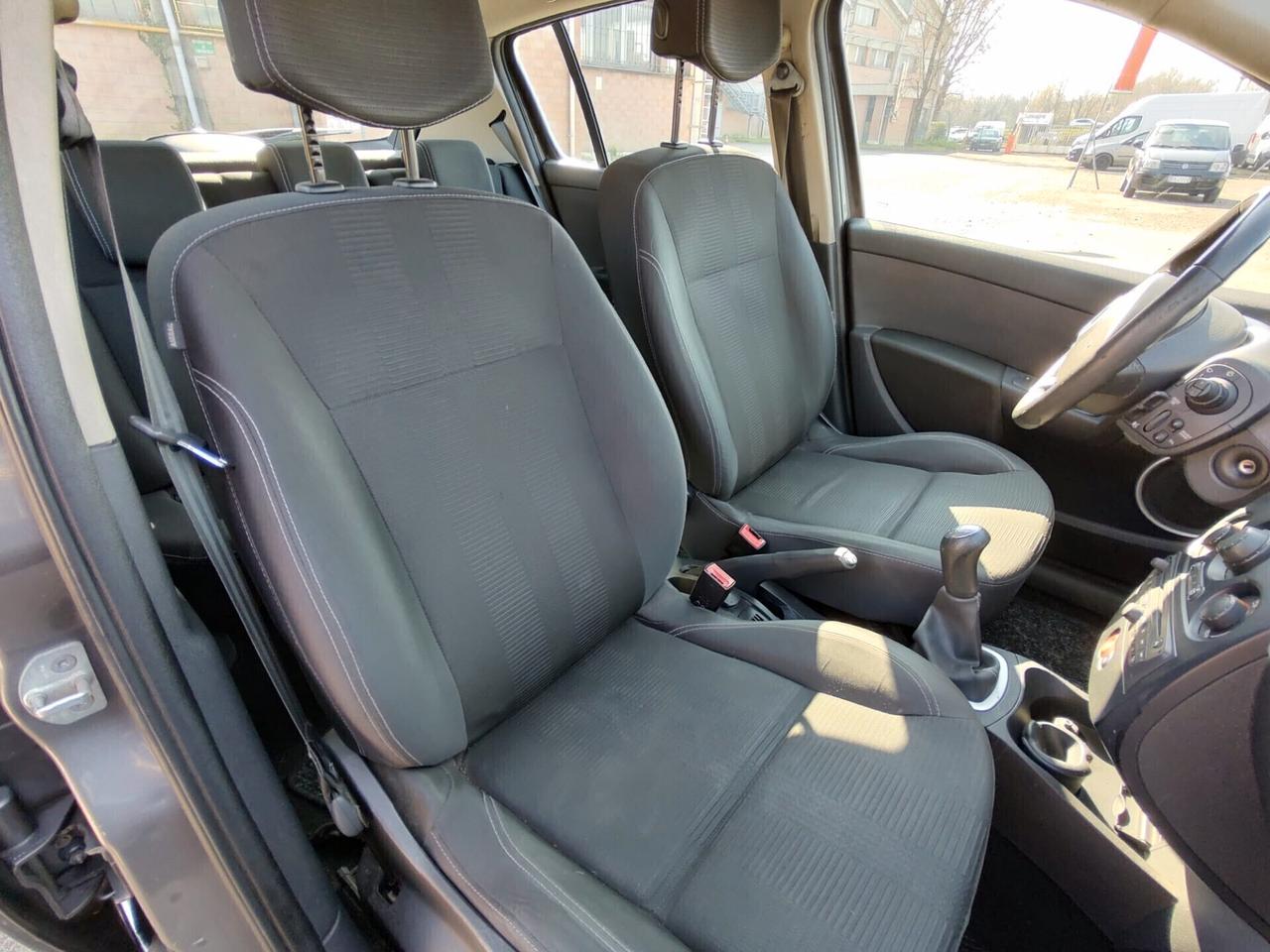 Renault Clio 1.2 16V 5 porte GPL Confort, OK NEOPATENTATI