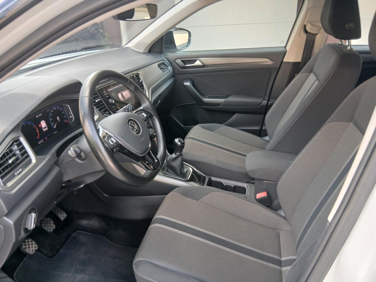 Vw T Roc Style 1.0 Tsi con Teck pack full opt TUA a € 241 mese