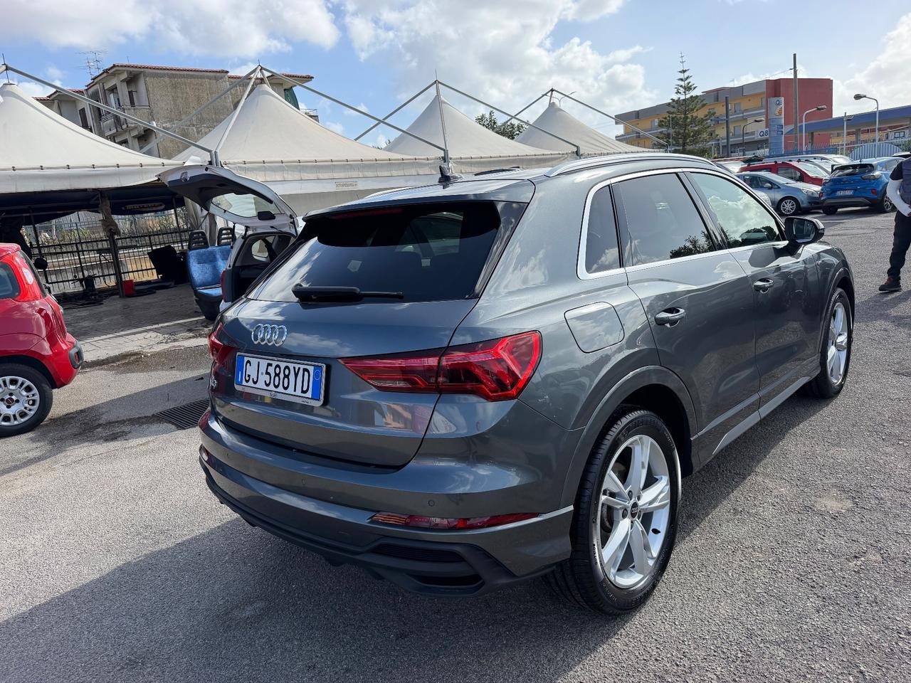 Audi Q3 35 TDI quattro S tronic line edition