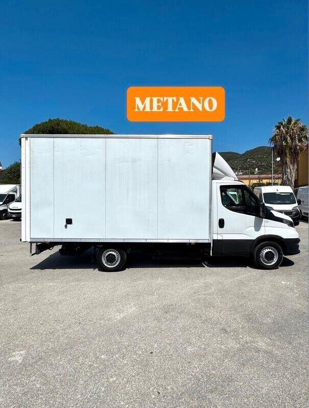 NEW IVECO DAILY 35S14 METANO FURGONATO 2022