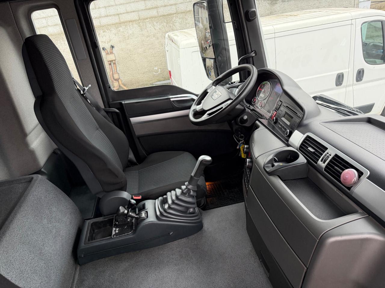 Man tgs 18.440 euro6 motore d26. 2015 manuale