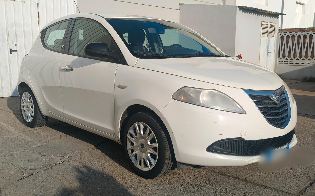 Lancia Ypsilon 1.2 benzina 69 CV CON GARANZIA
