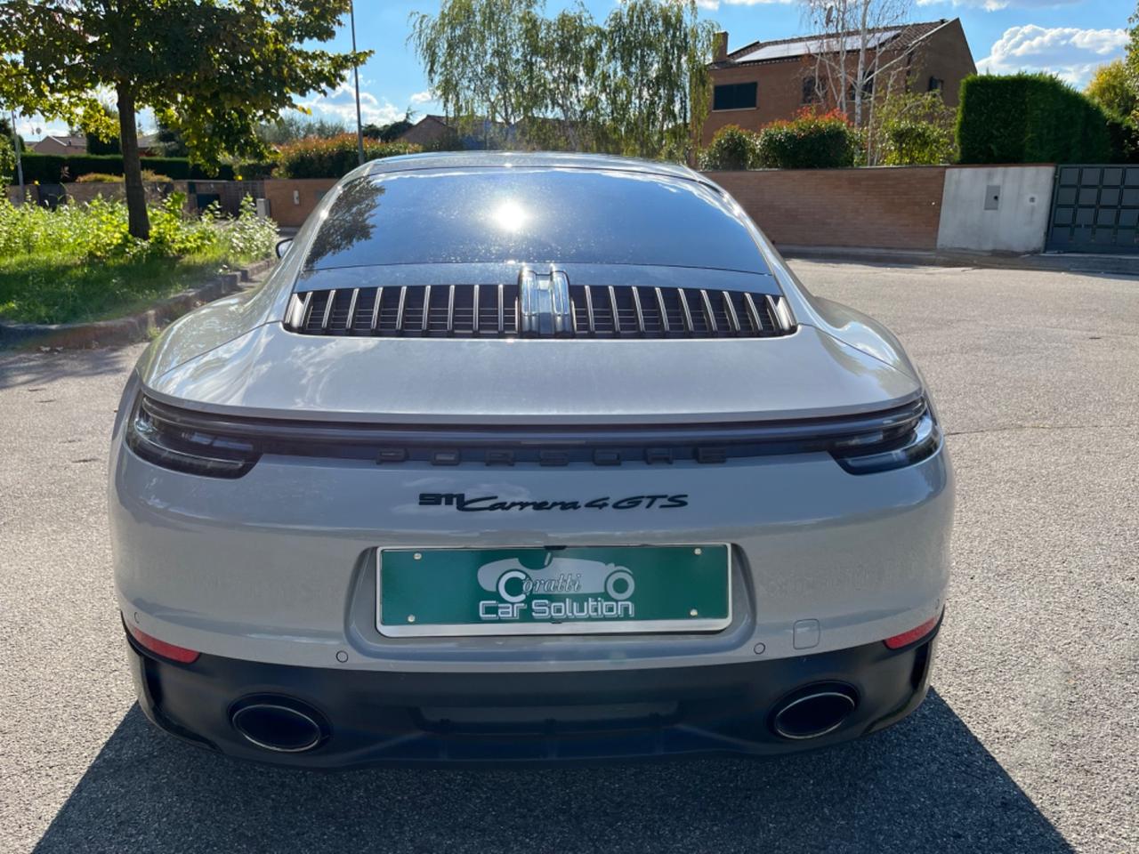 Porsche 911 Carrera 4 GTS