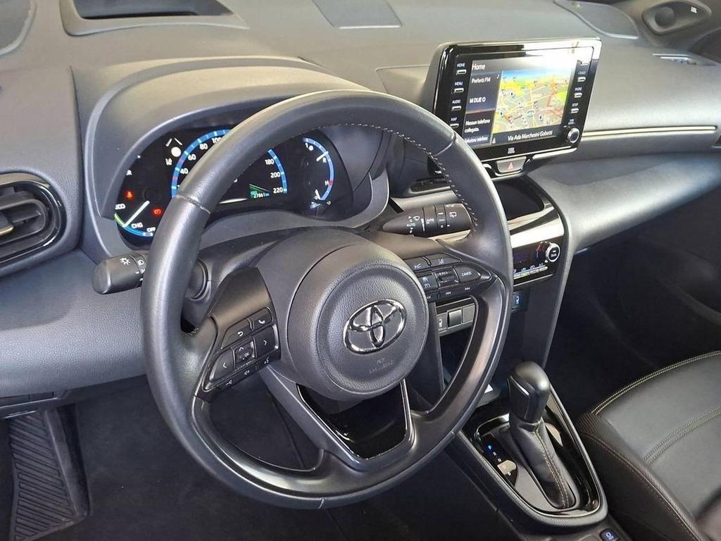 Toyota Yaris Cross 1.5 H Premiere FWD E-CVT