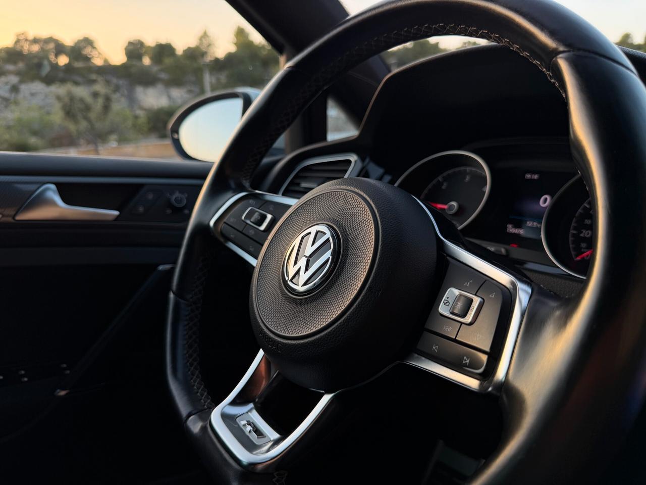 Volkswagen Golf 7.5 R-LINE/2.0 TDI 150 CV/CAR PLAY/17"