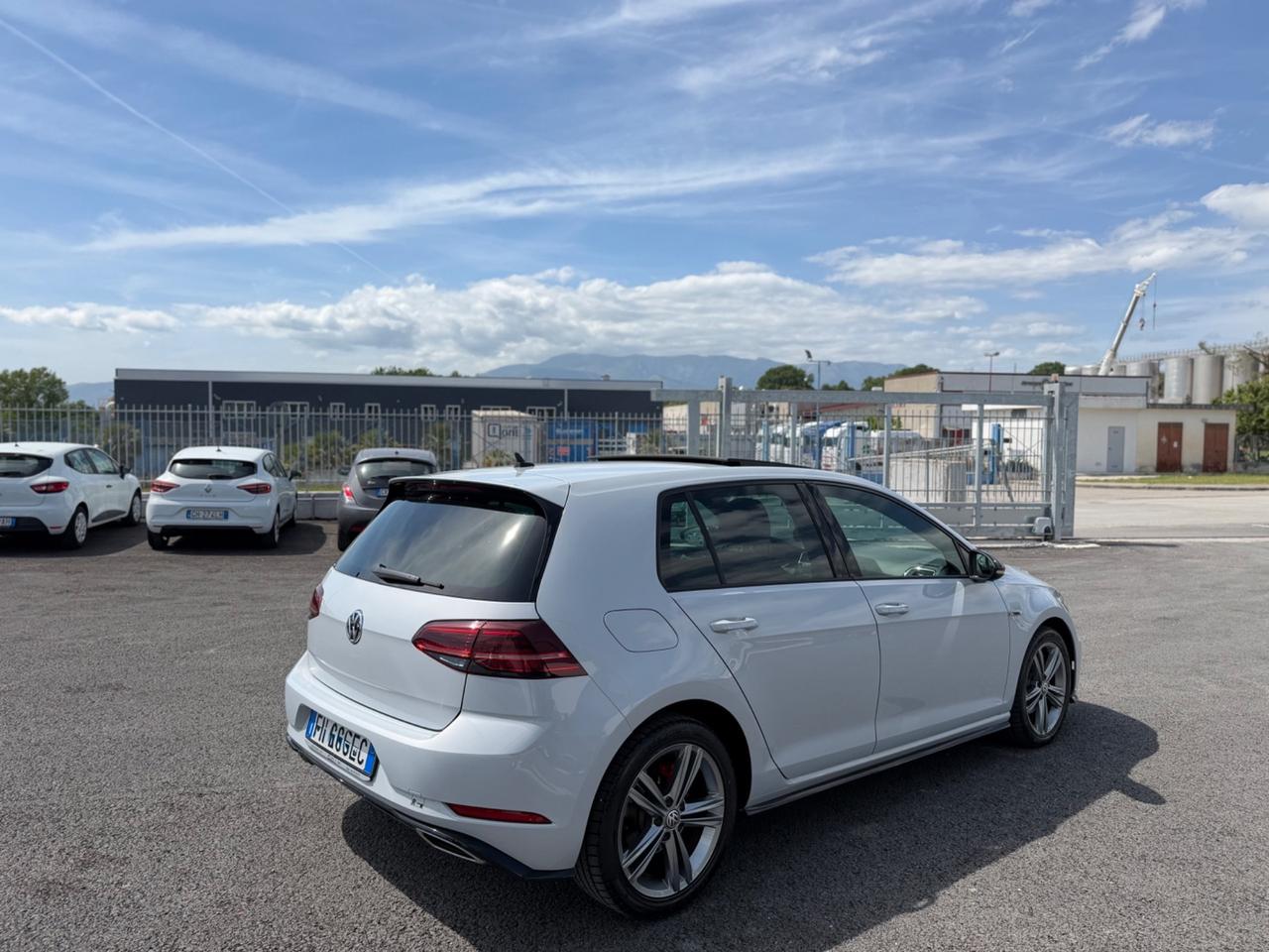 Volkswagen Golf 1.6 TDI 115 CV 5p. R-Line BlueMotion Technology