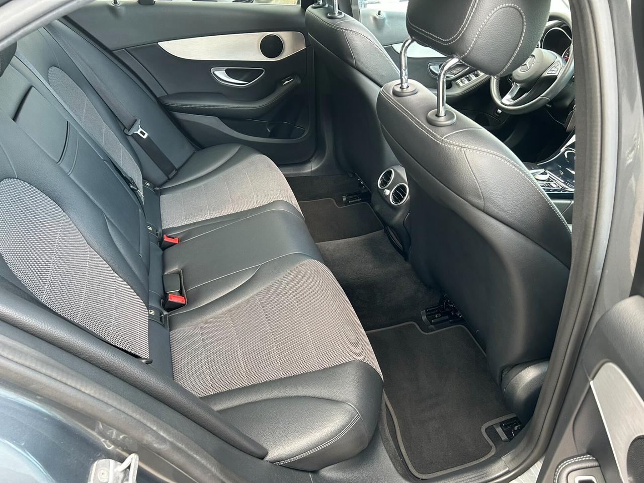 MERCEDES-BENZ C200d 136CV Executive - PANORAMA