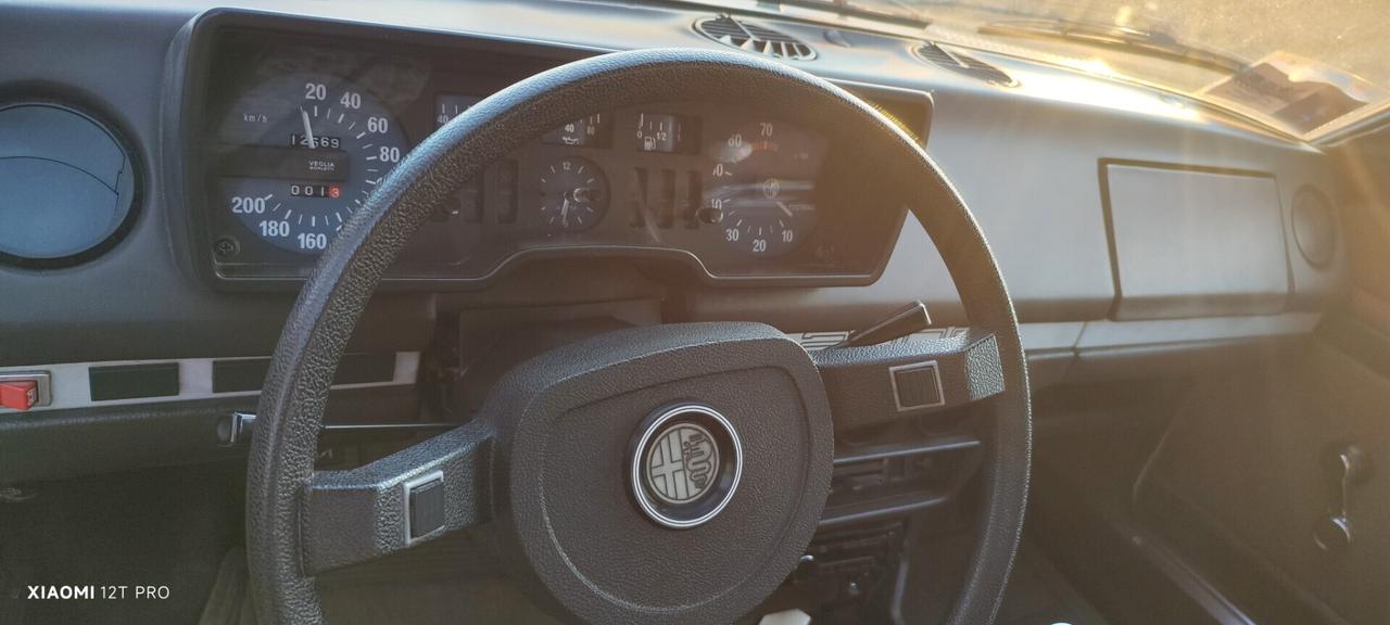 Alfa Romeo Alfetta 2.0 122cv (12.569km ORIG.)