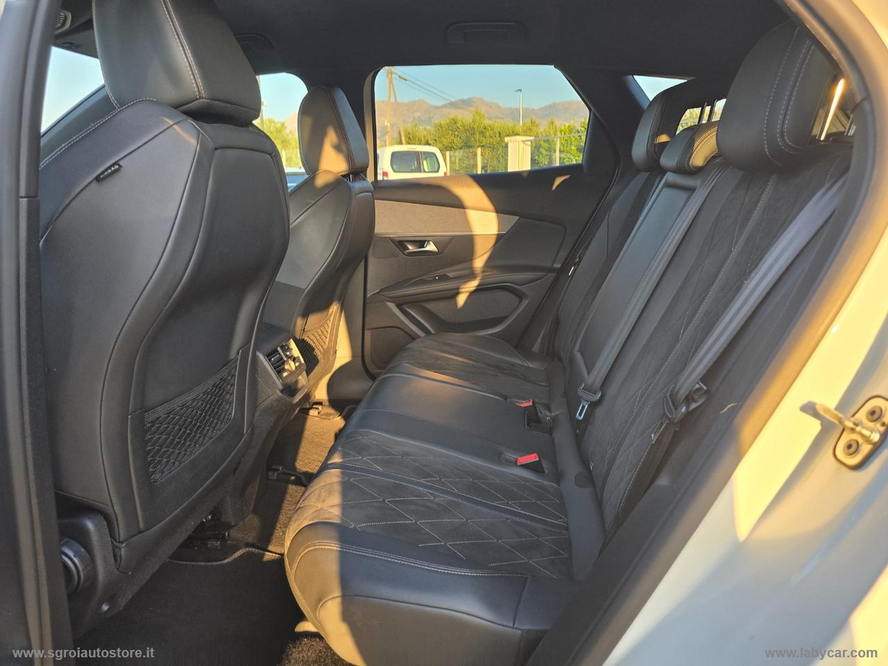 PEUGEOT 3008 BlueHDi 180 S&S EAT8 GT