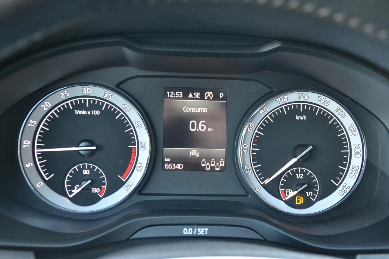 Skoda Kodiaq 2.0 TDI 150 EXECUTIVE 7POSTI AUT.+NAV+LED+RCAM+PDC