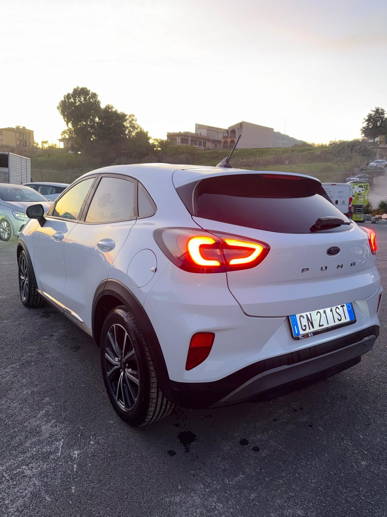 Ford Puma 1.0 EcoBoost Hybrid 125 CV S&S Titanium