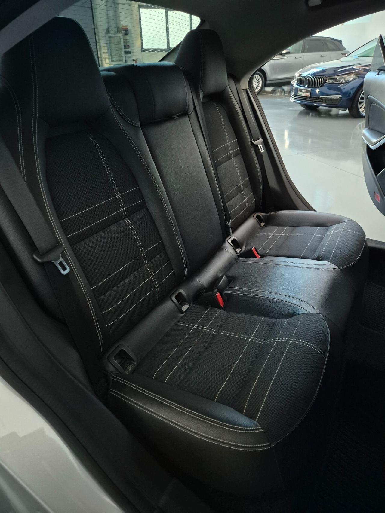 Mercedes-Benz CLA 220 CDI 170cv Automatica Navigatore motore revisionato