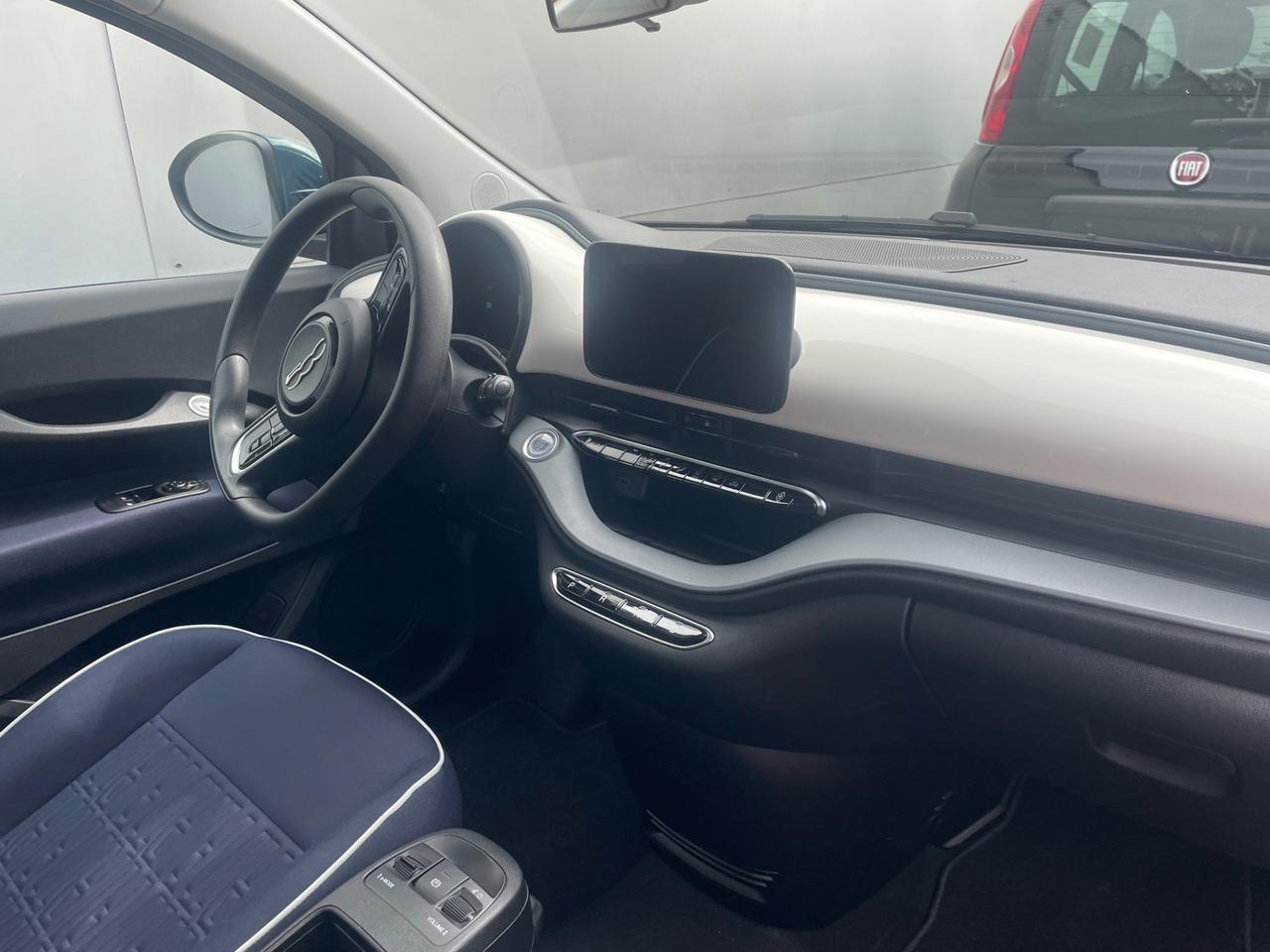 Fiat 500 500e Berlina 23,8 kWh Icon