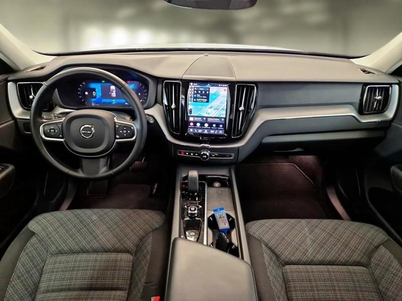 VOLVO XC60 B4 D AWD AUTOMATICO CORE SUV