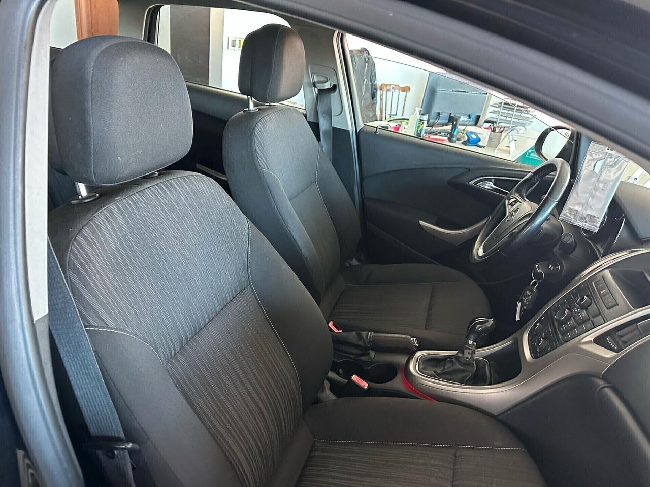 Opel Astra 1.4 Turbo 120CV Sports Tourer Cosmo