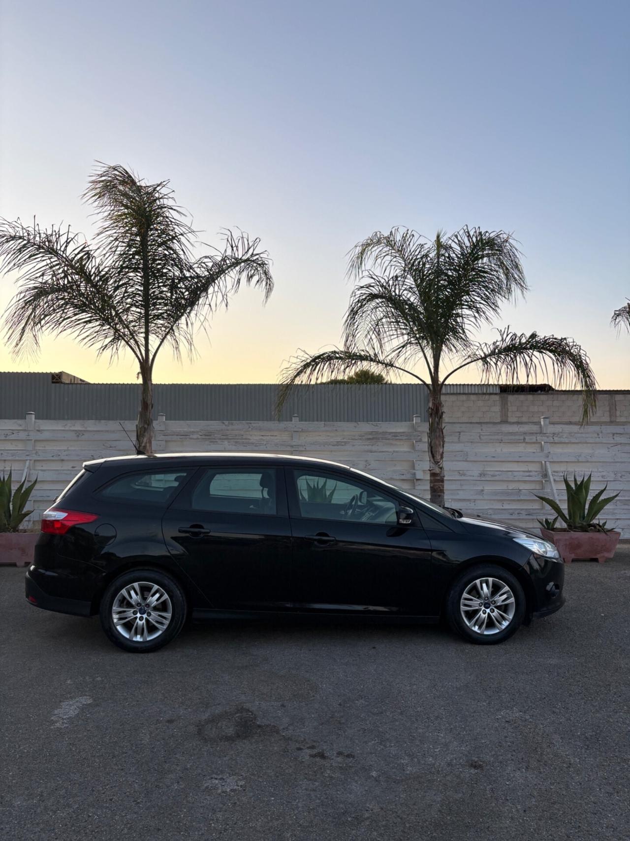 Ford Focus 1.6 diesel con motore eccellente in pronta consegna