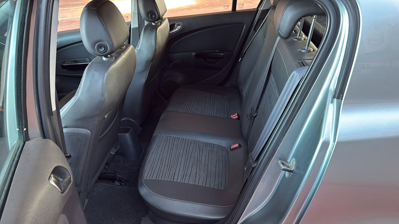 Opel Corsa 1.2 85CV 5 porte GPL-TECH Edition