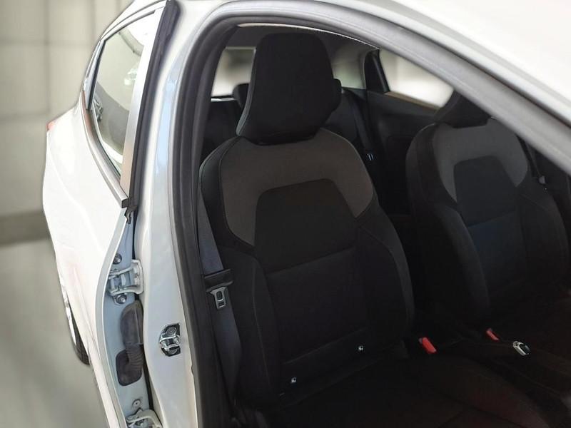 RENAULT CLIO 1.0 TCE 74 KW BUSINESS 5 PORTE BERLINA