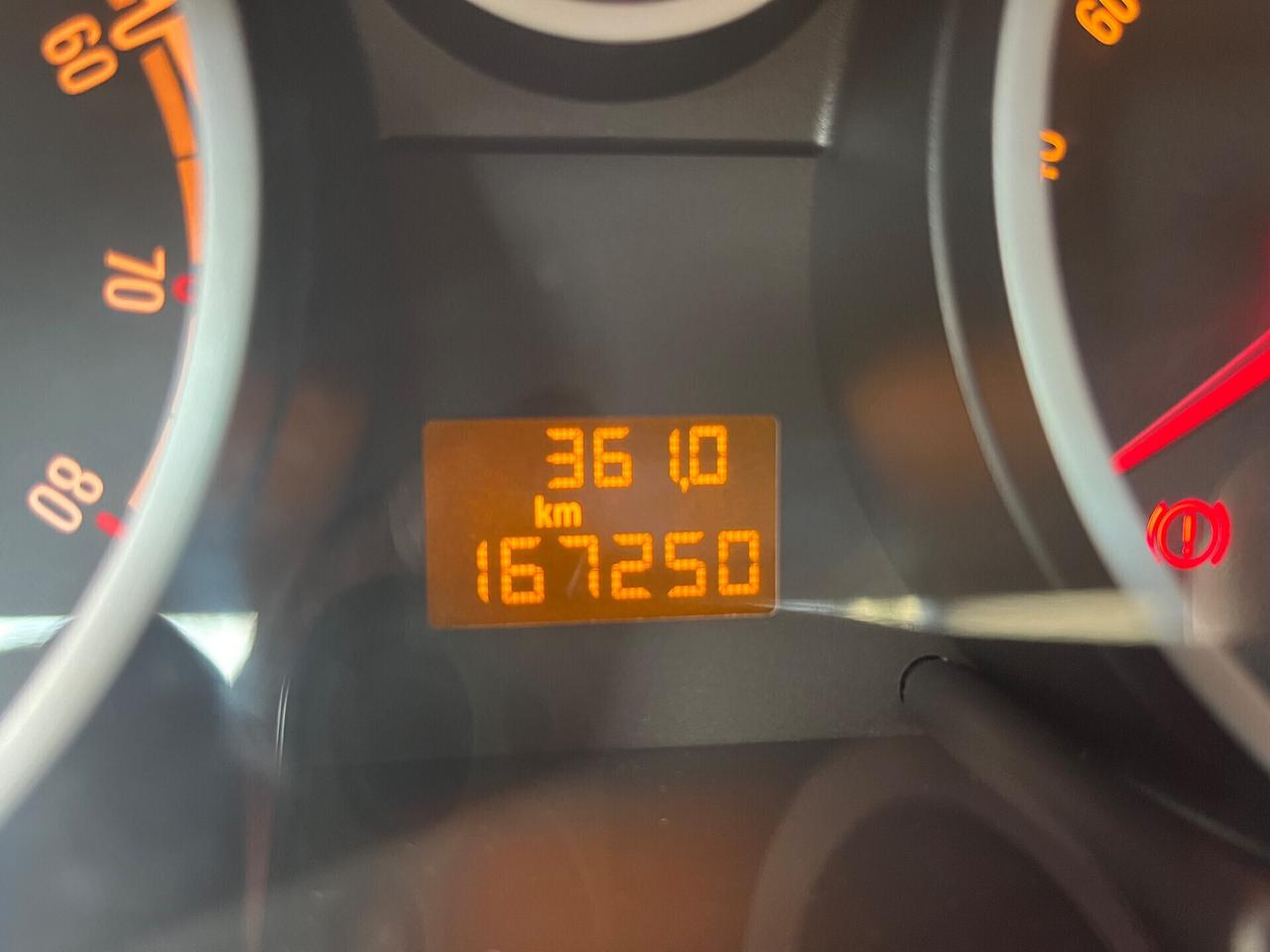 Opel Corsa 1.2 80CV 3 porte GPL-TECH Club