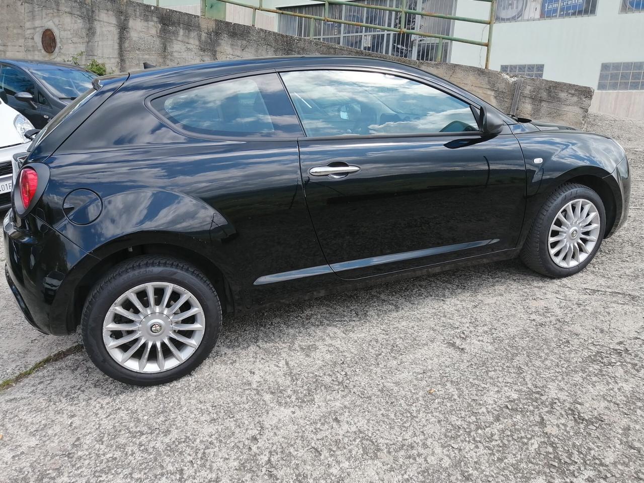 Alfa Romeo MiTo 1.4 78 CV Distinctive GPL