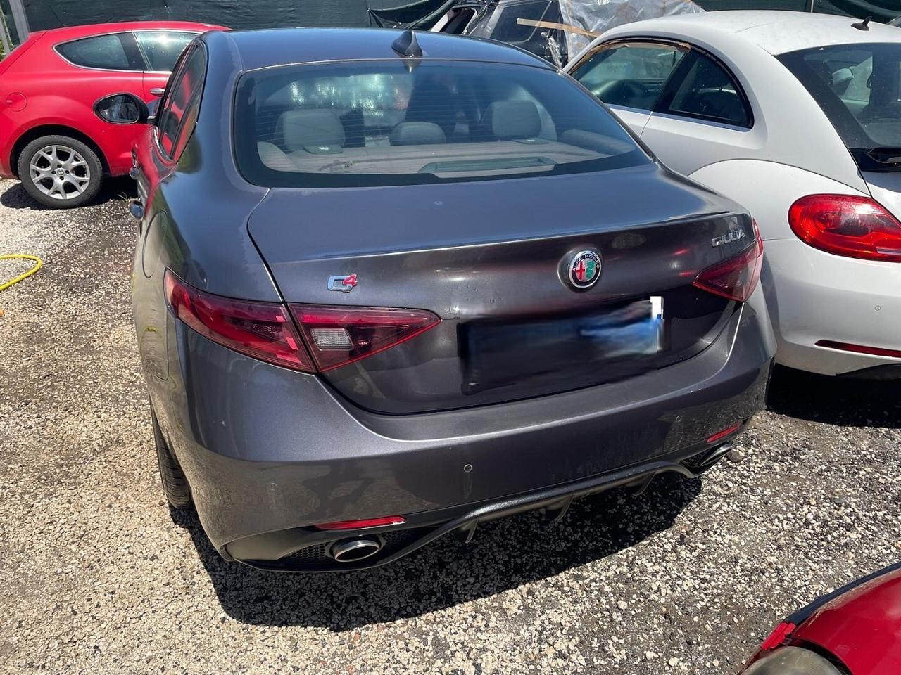 ALFA ROMEO GIULIA VELOCE 2.2 DIESEL SINISTRATA