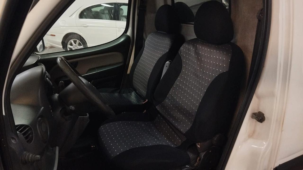Fiat Doblo Doblò 1.6 16V Natural Power Active