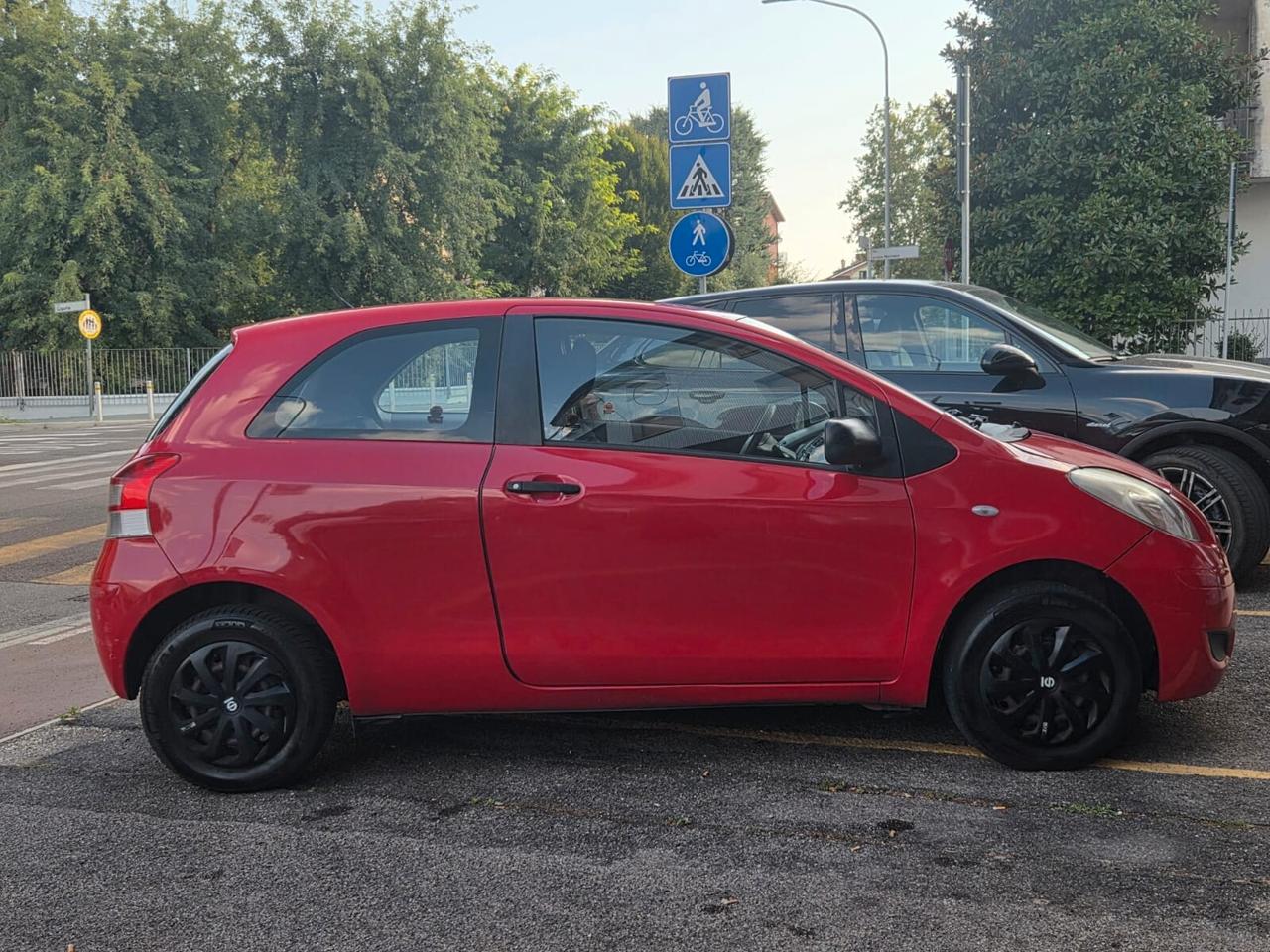 Toyota Yaris 1.0 3 porte Now Eco