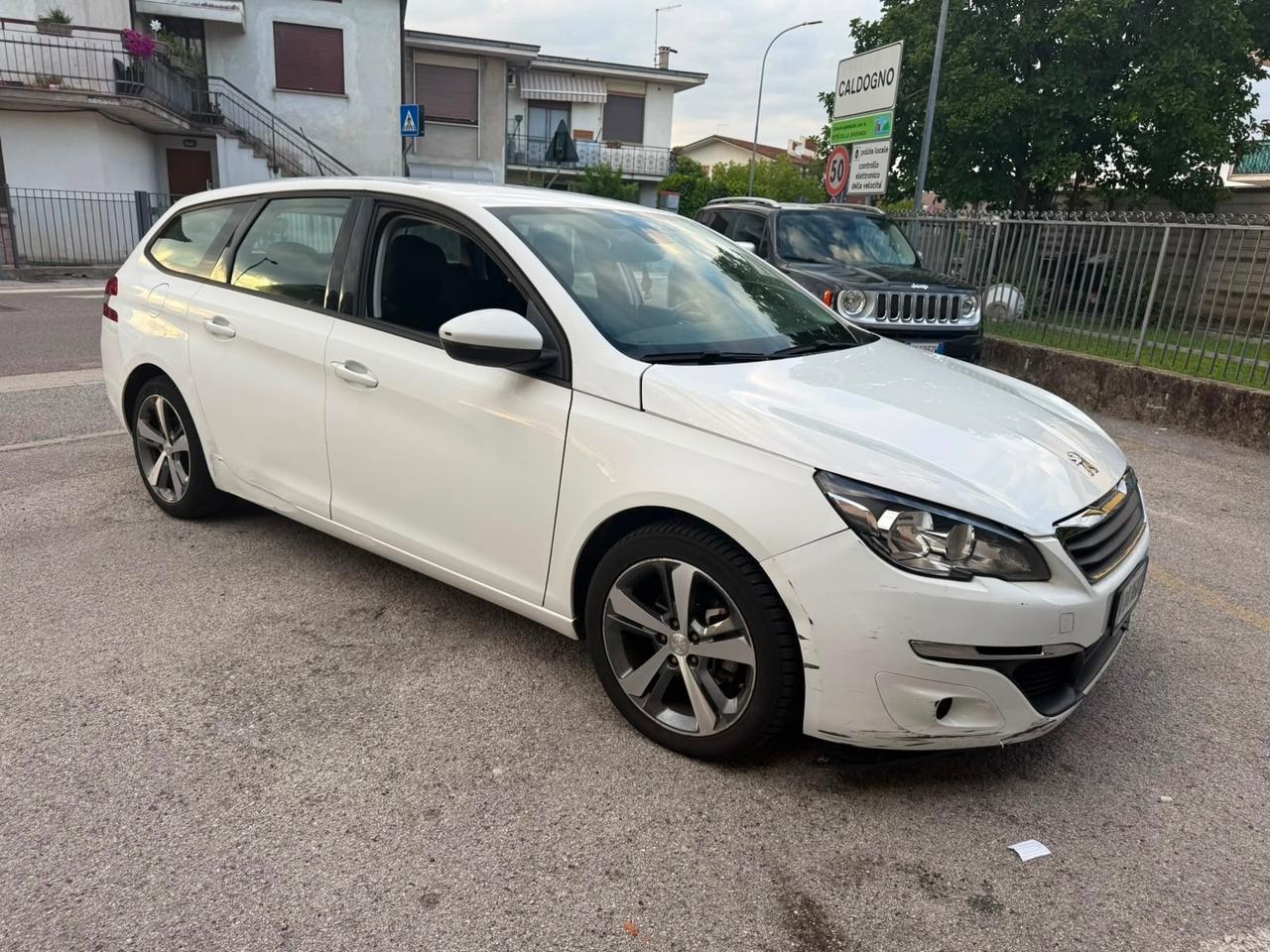 Peugeot 308 BlueHDi 120 S&S SW Business