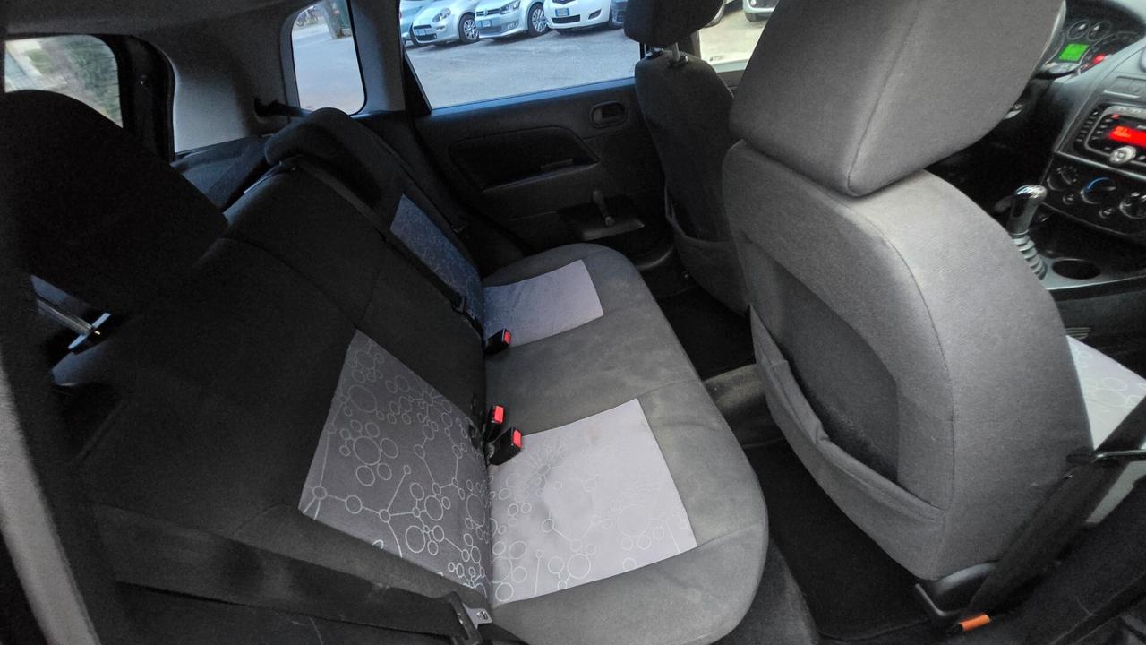 Ford Fiesta 1.4 TDCi 5p. Ghia