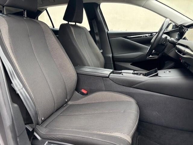 DS Automobiles DS 4 1.5 Bluehdi 130cv Autom. NAVIG.