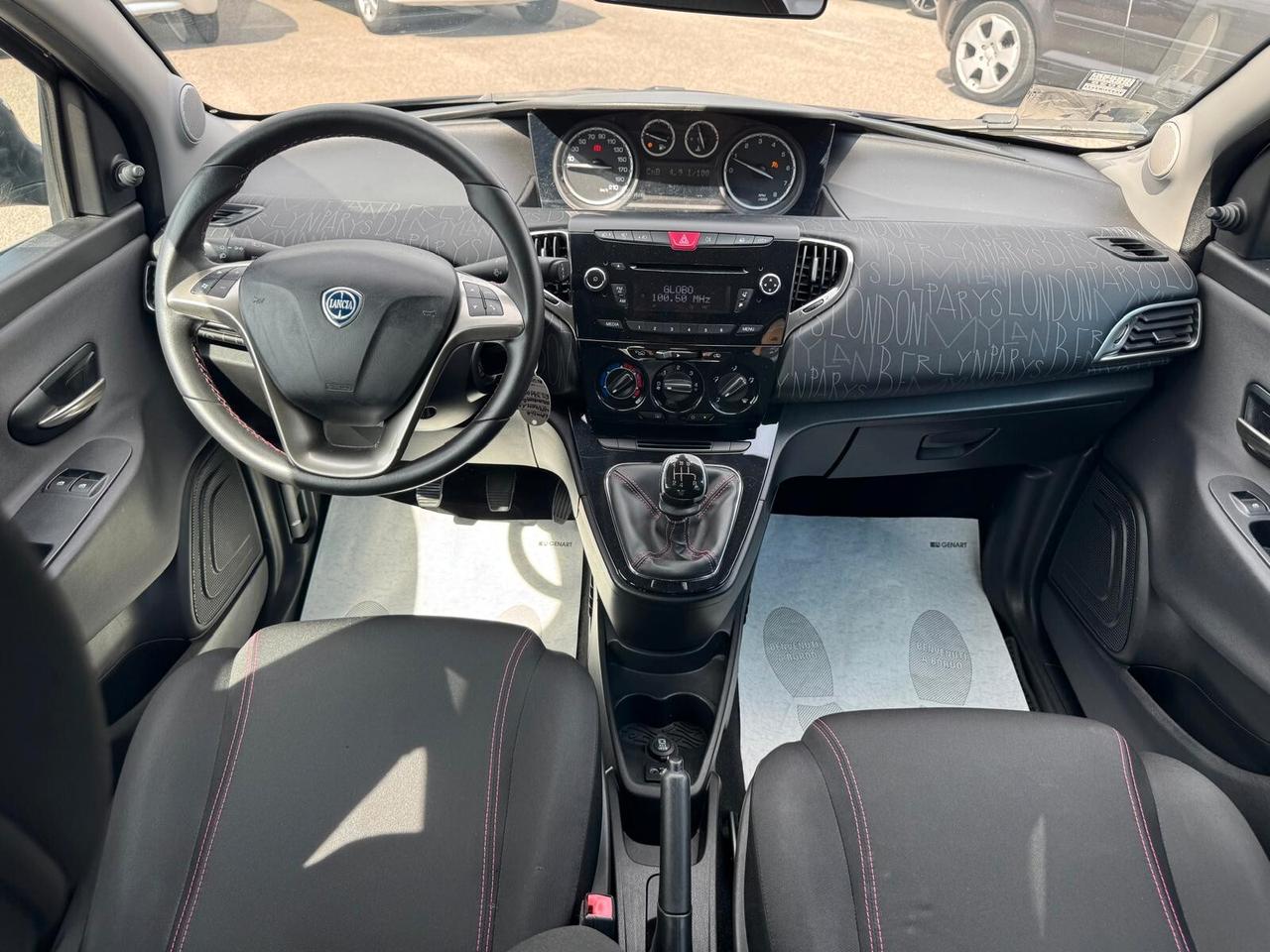 Lancia Ypsilon 1.2 BENZ ELEFANTINO 2013