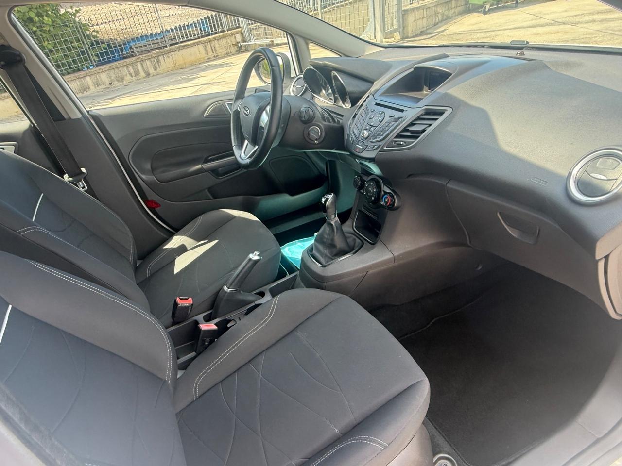 Ford Fiesta 1.2 60CV 5 porte Black & White Edition
