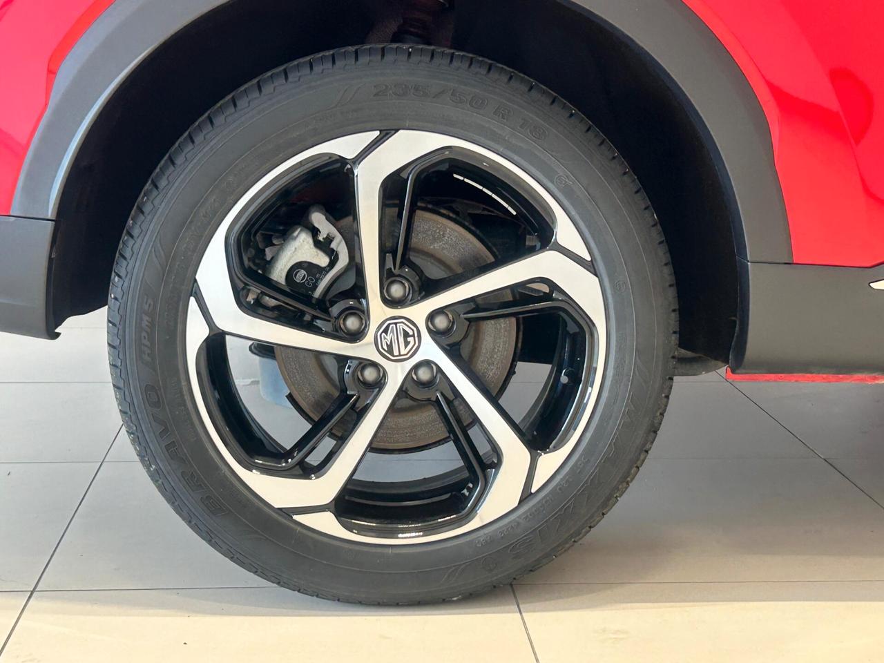 MG HS 1.5T-GDI AT Luxury